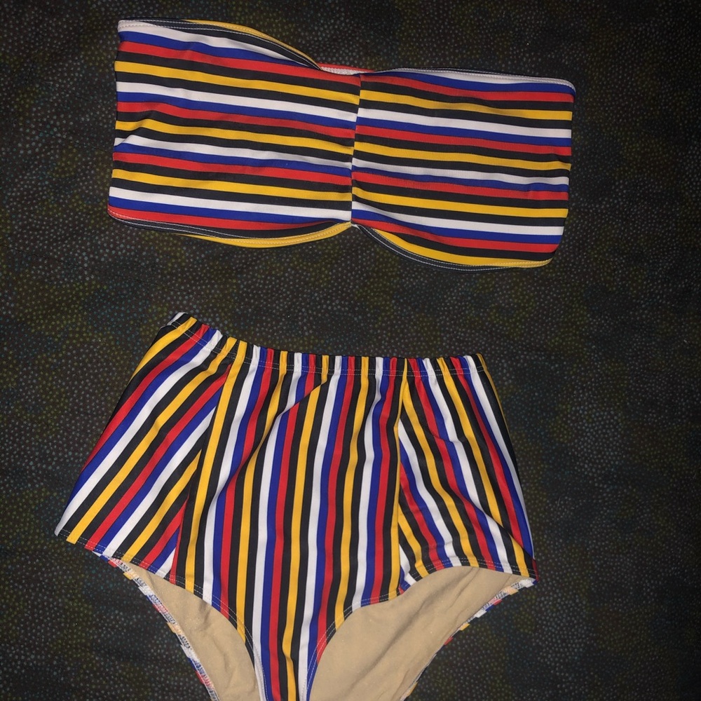 American Apparel Swimsuit Set